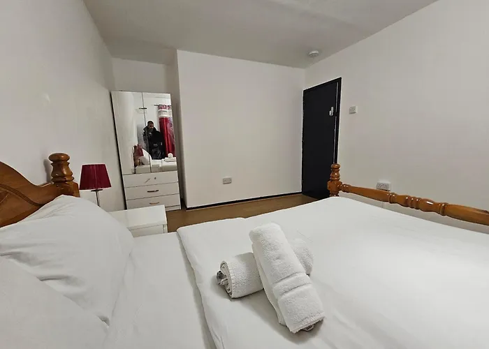Rooms Near Canary Wharf