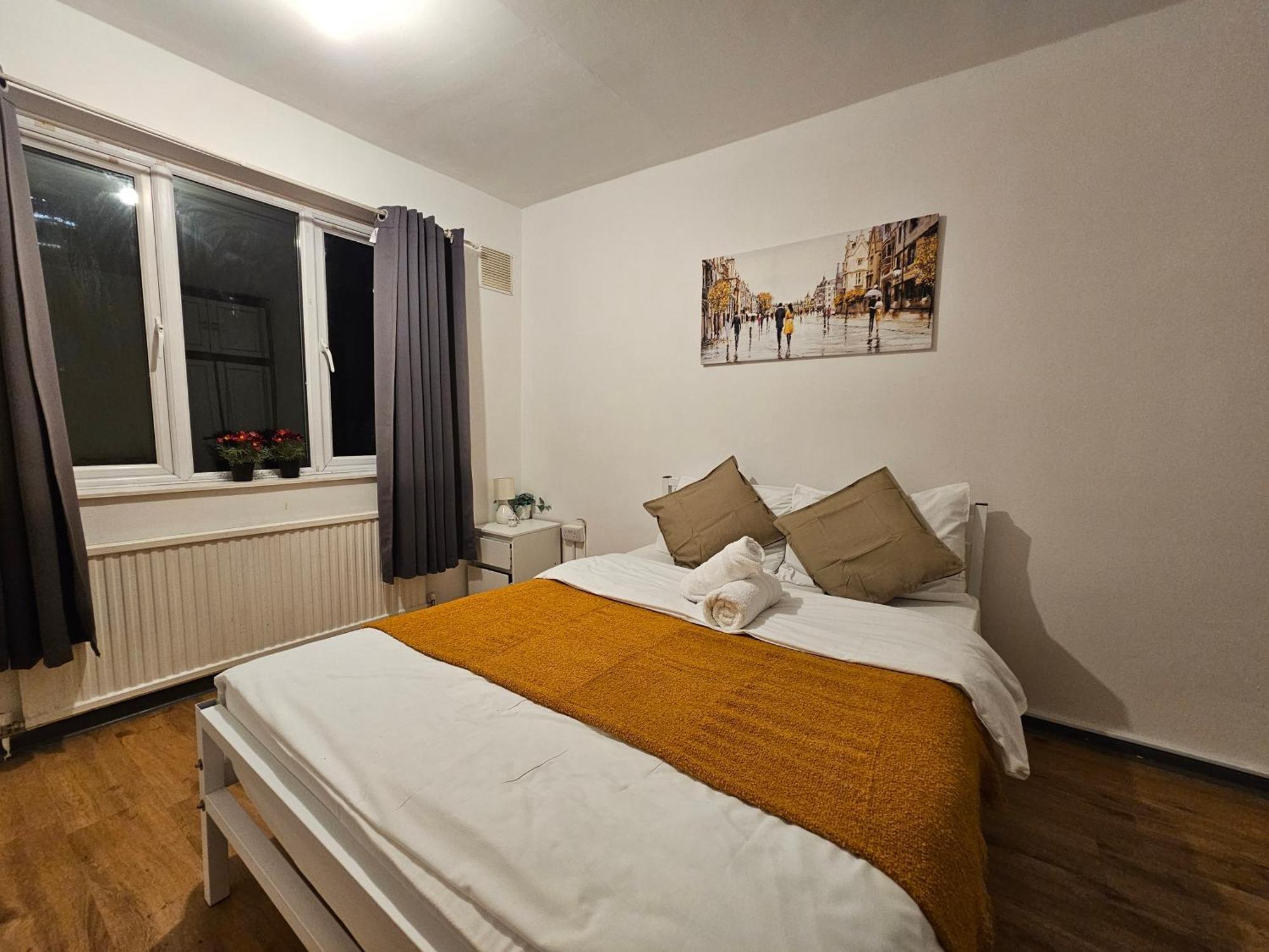 Guest house Near Canary Wharf London